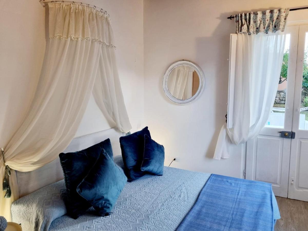Stazzo San Teodoro Piscina Condivisa Apartman Kültér fotó